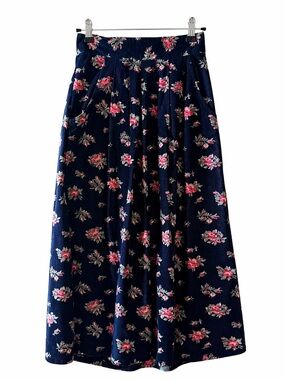 Vintage Hasting & Smith Floral Midi Skirt Navy Cottagecore Button Detail Size 6